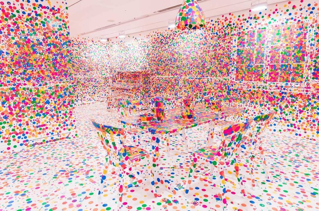 infinity room Κουσάμα παιδιά