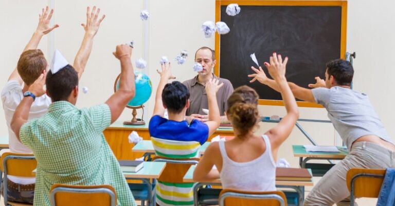 συνθήκες σχολική τάξη τι λένε οι μαθητές PISA 2025 αποτελέσματα